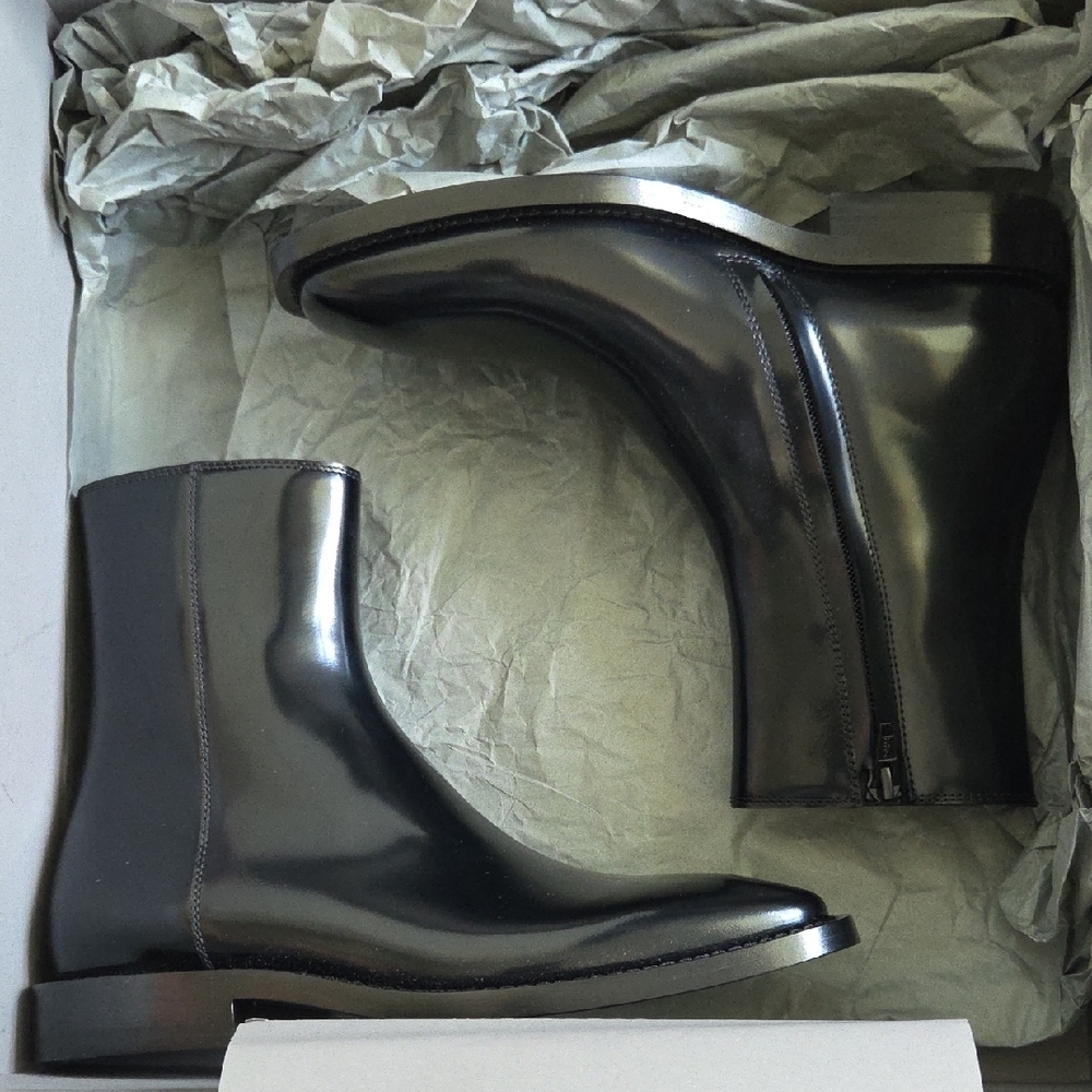 Balenciaga Women's Chelsea Black Ankle Boots - Picture 5 of 6